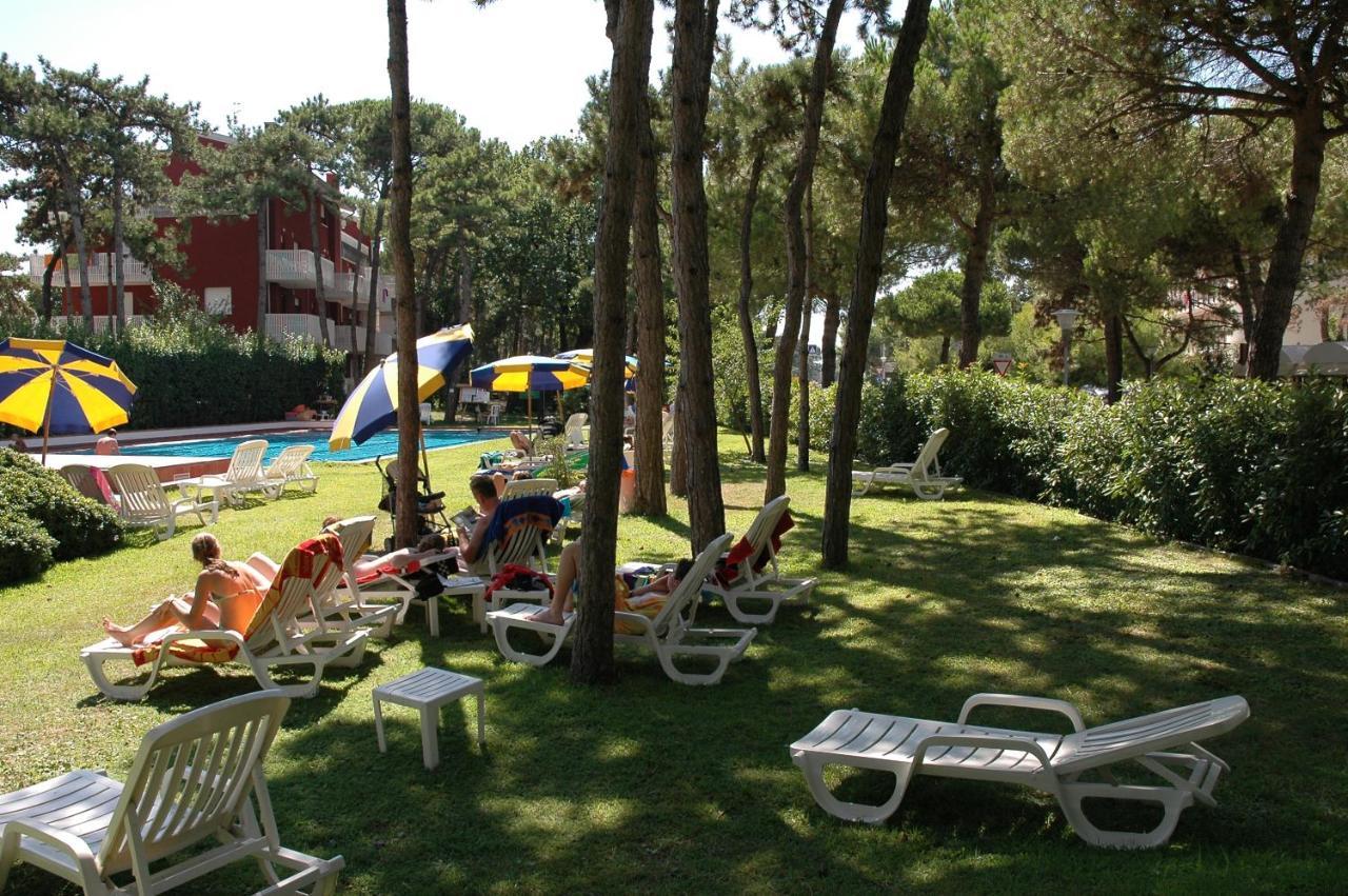 Appartamenti Vacanza Albatros Lignano Sabbiadoro Esterno foto