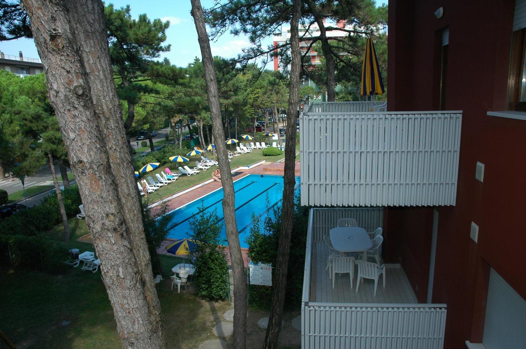 Appartamenti Vacanza Albatros Lignano Sabbiadoro Esterno foto