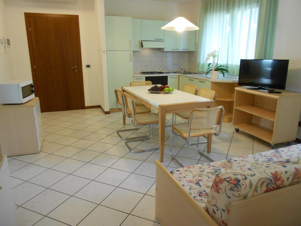 Appartamenti Vacanza Albatros Lignano Sabbiadoro Esterno foto